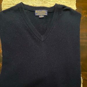 Brooks Brothers 3 ply Scottish Cashmere Sweater